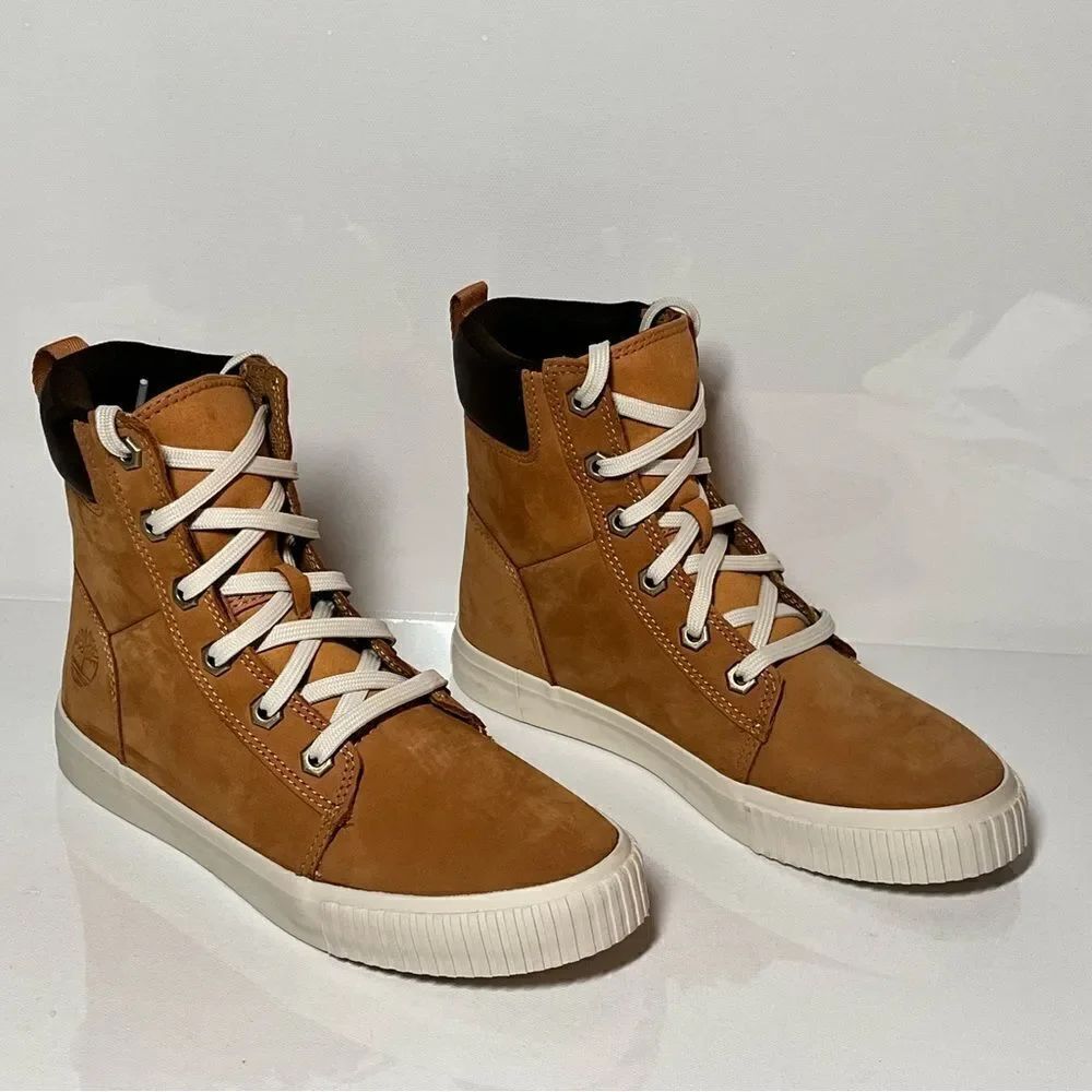 Timberland Skyla Bay Leather Lace-Up Boots